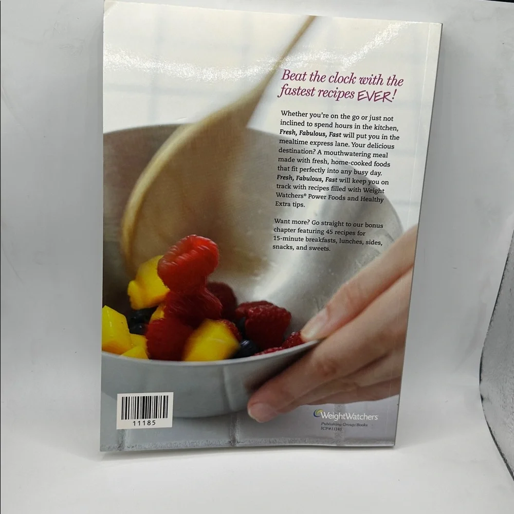 Weight Watchers Points Plus Fresh, Fabulous, Fast 140 Recipes Cookbook Pre-owned